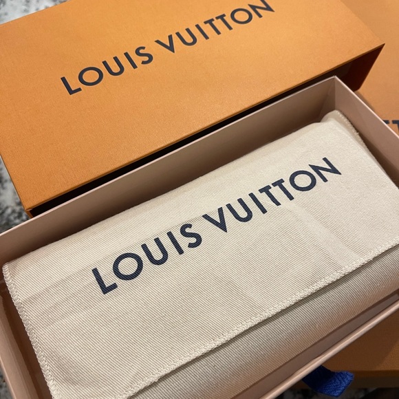 Louis Vuitton Odeon Tote MM and matching Zippy Wallet - Picture 7 of 11